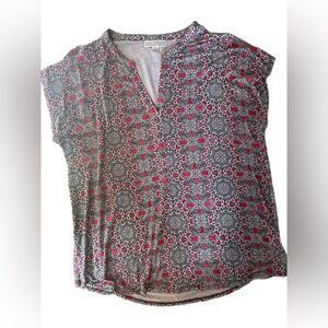 Patterned Gray and Red Women Top large Dana Buchman